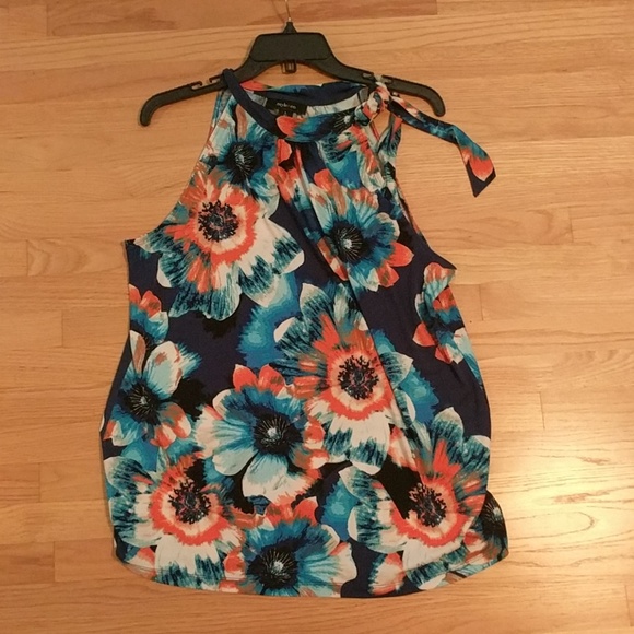 Style & Co. Tops - Flowy floral tank - L